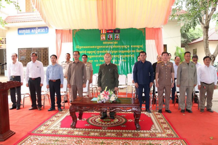 ឯកឧត្តម អ៊ាង ផល្លា អញ្ជើញ​ជា​អធិបតីភាព​ប្រកាស​សមាសភាព​ក្រុមការងារ​រាជរដ្ឋាភិបាល​ចុះ​មូលដ្ឋាន​តាម​បណ្ដា​ឃុំ ស្រុក​អូររាំងឪ ខេត្ត​ត្បូងឃ្មុំ​