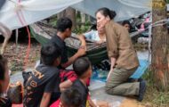 លោក​ឧត្តមសេនីយ៍ត្រី សៀ ទីន​មេបញ្ជាការ​កងរាជអាវុធហត្ថ​ខេត្ត​ដឹកនាំ​កម្លាំង​ចុះ​ការពារ​សន្តិសុខ សុវត្ថិភាព ជូន​លោក​ជំទាវ​បណ្ឌិត ពេ​ជ ចន្ទ​មុន្នី ហ៊ុន​ម៉ា​ណែ​ត​
